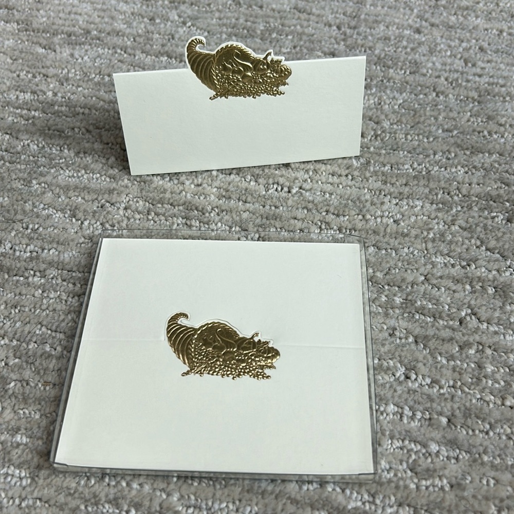 20 Embossed Gold Cornucopia Thanksgiving Cream Placecards